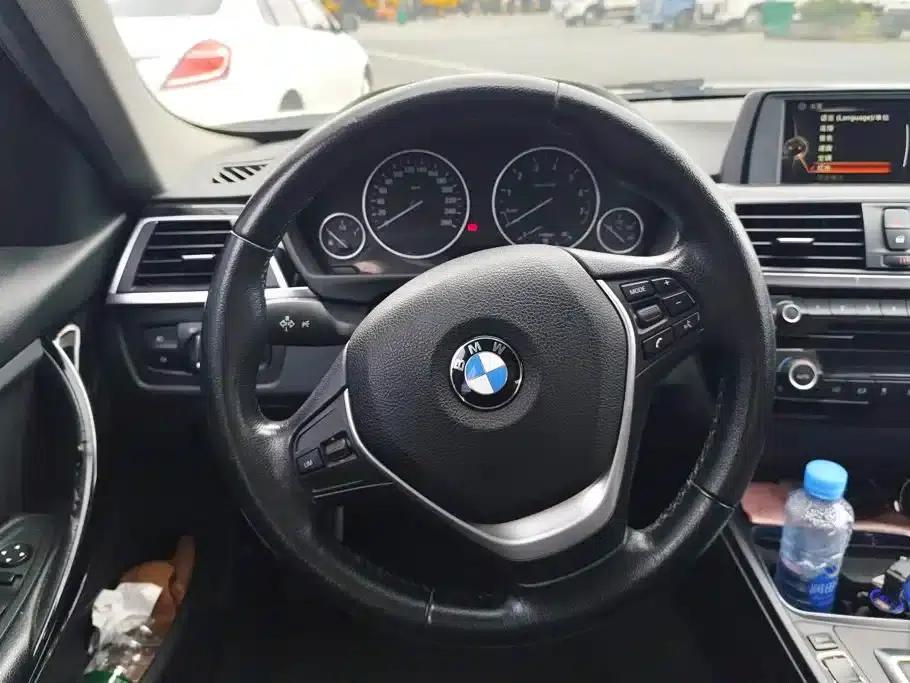 2017 BMW 3 Series 318Li Fashion Edition — миниатюра 15