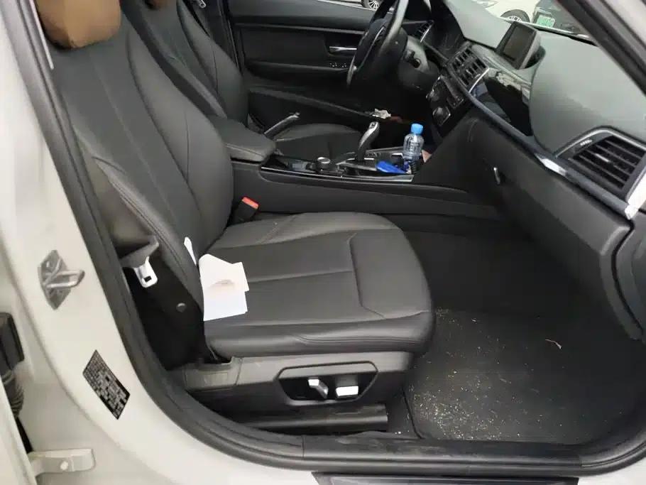 2017 BMW 3 Series 318Li Fashion Edition — миниатюра 8