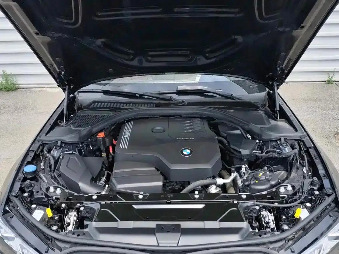 2025 BMW 3 Series 325i M Sport Package — миниатюра 13