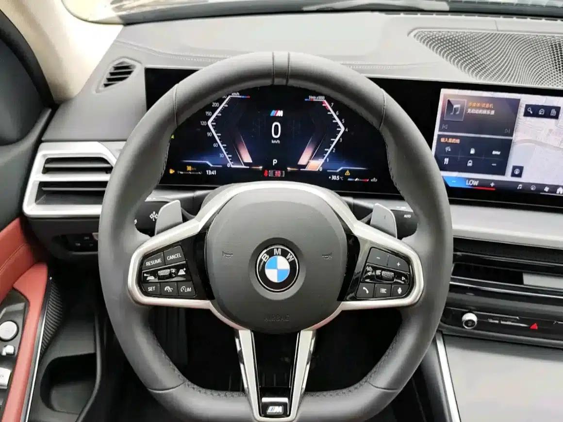 2025 BMW 3 Series 325i M Sport Package — миниатюра 9