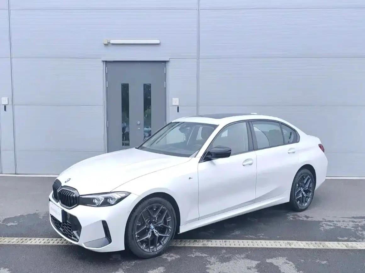2026 BMW 3 Series 330Li M Sport Shadow Edition — миниатюра 1