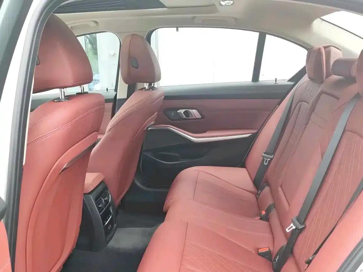 2026 BMW 3 Series 330Li M Sport Shadow Edition — миниатюра 12