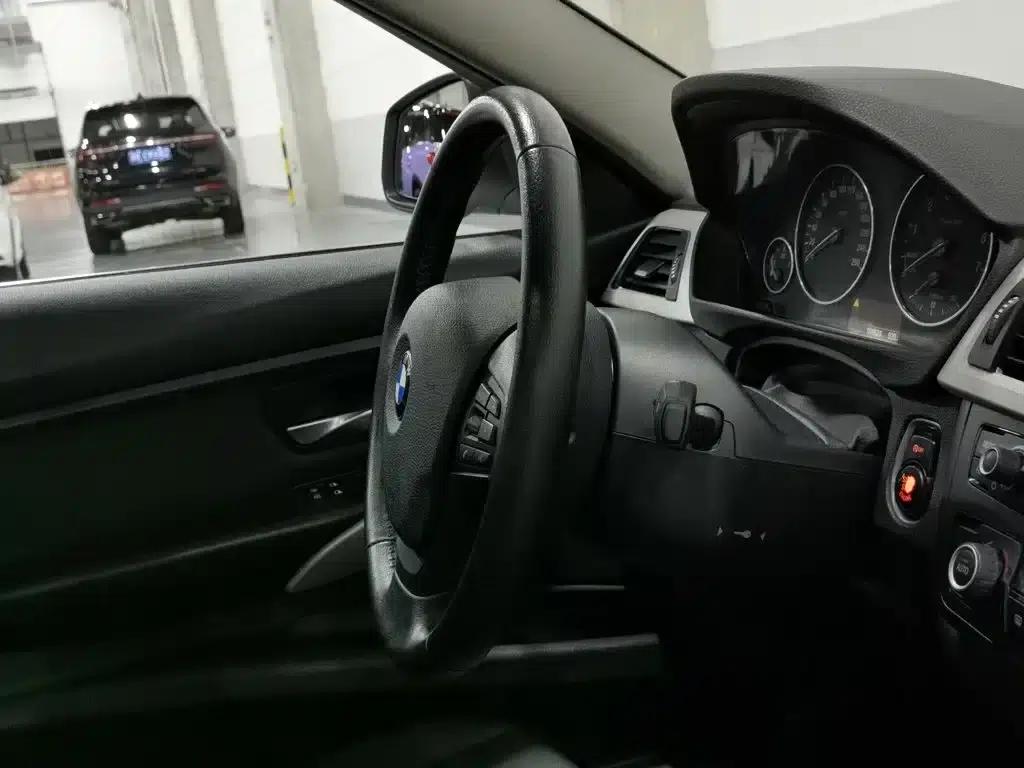 BMW 3 Series 2015 320Li Super Enjoyment Edition Fashion Model — миниатюра 22