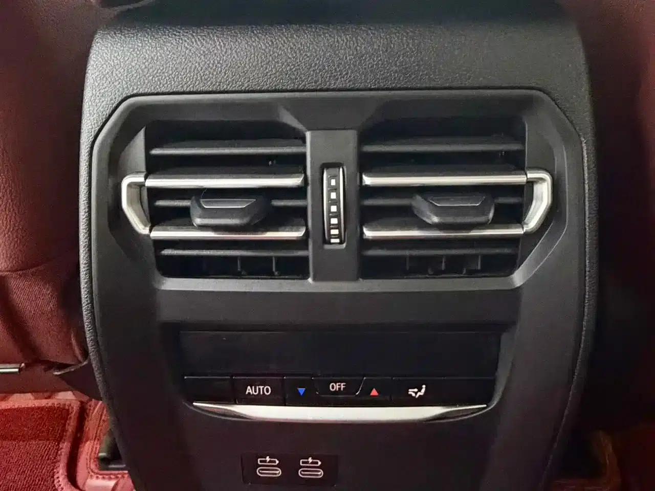 2023 BMW 3 Series 320Li M Sport Package — миниатюра 18