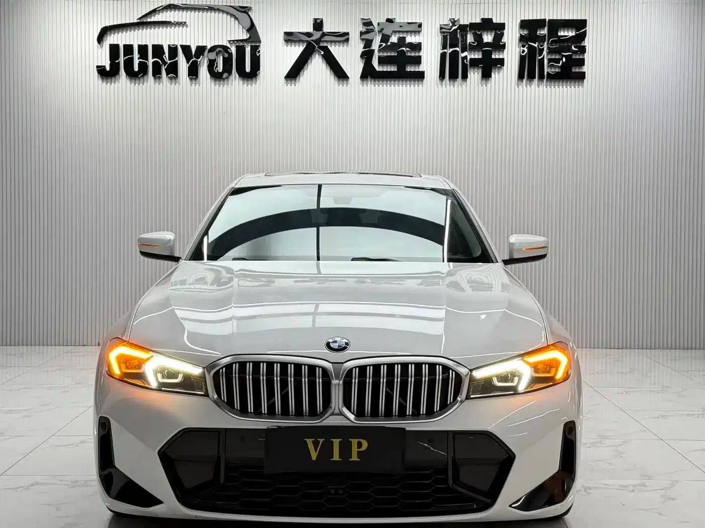 2023 BMW 3 Series 320Li M Sport Package — миниатюра 2
