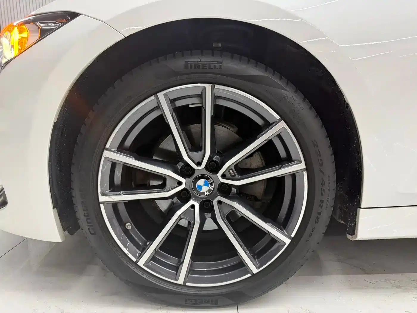 2023 BMW 3 Series 320Li M Sport Package — миниатюра 20