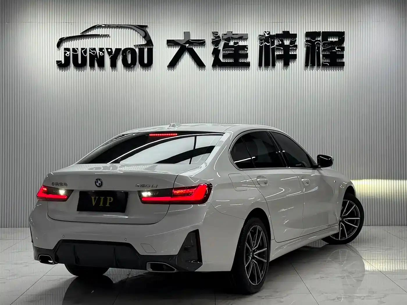2023 BMW 3 Series 320Li M Sport Package — миниатюра 4