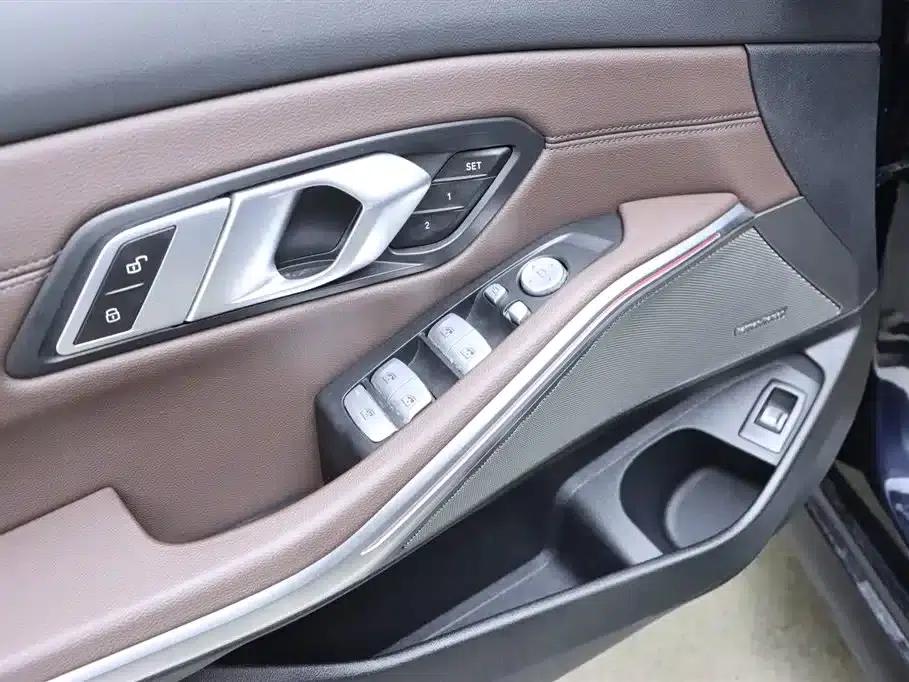 2024 BMW 3 Series 325Li M Sport Shadow Edition — миниатюра 11