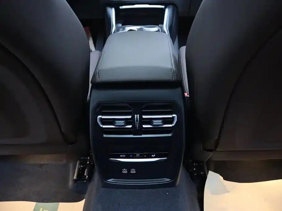 2024 BMW 3 Series 325Li M Sport Shadow Edition — миниатюра 19