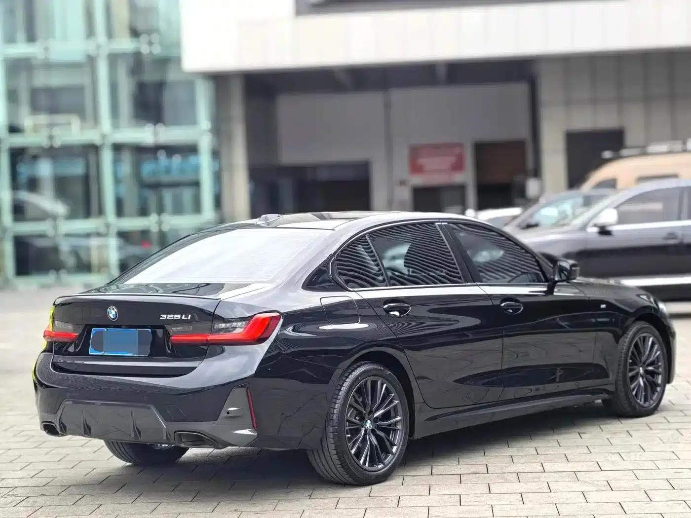 2025 BMW 3 Series 325Li M Sport Package — миниатюра 4