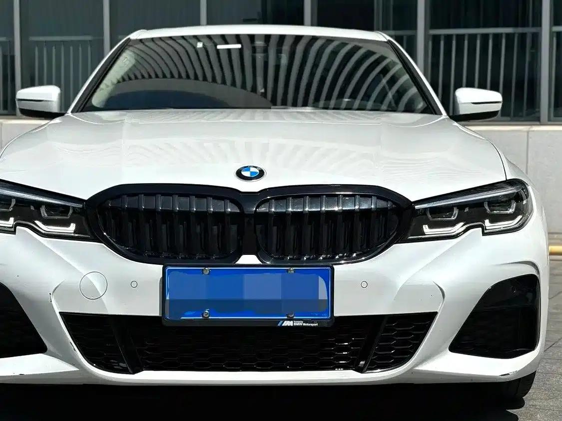 2022 BMW 3 Series 325Li M Sport Package — миниатюра 2