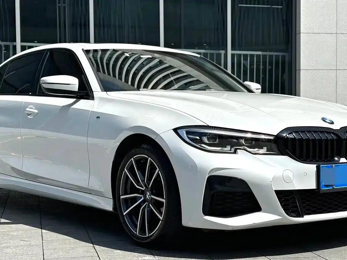 2022 BMW 3 Series 325Li M Sport Package — миниатюра 3