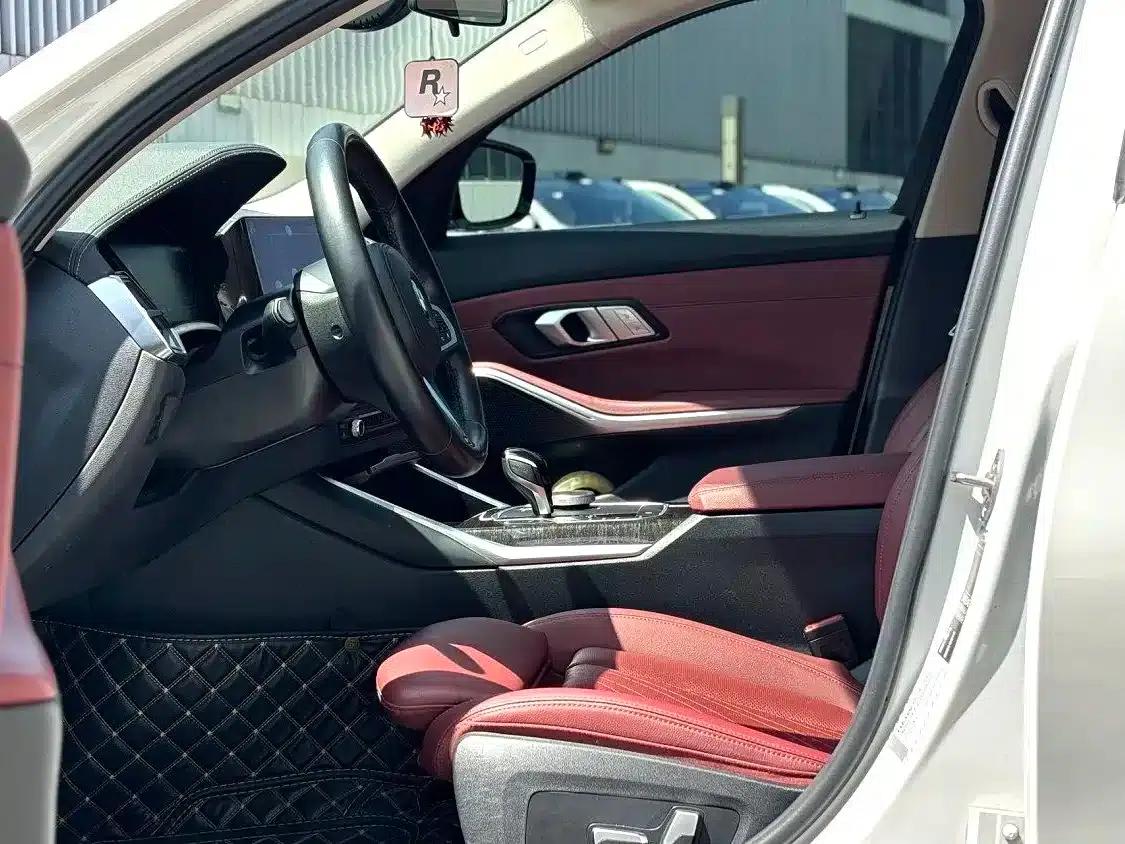 2022 BMW 3 Series 325Li M Sport Package — миниатюра 7