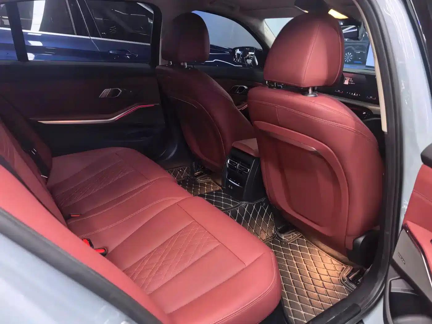 2025 BMW 3 Series 330Li M Sport Shadow Edition — миниатюра 12