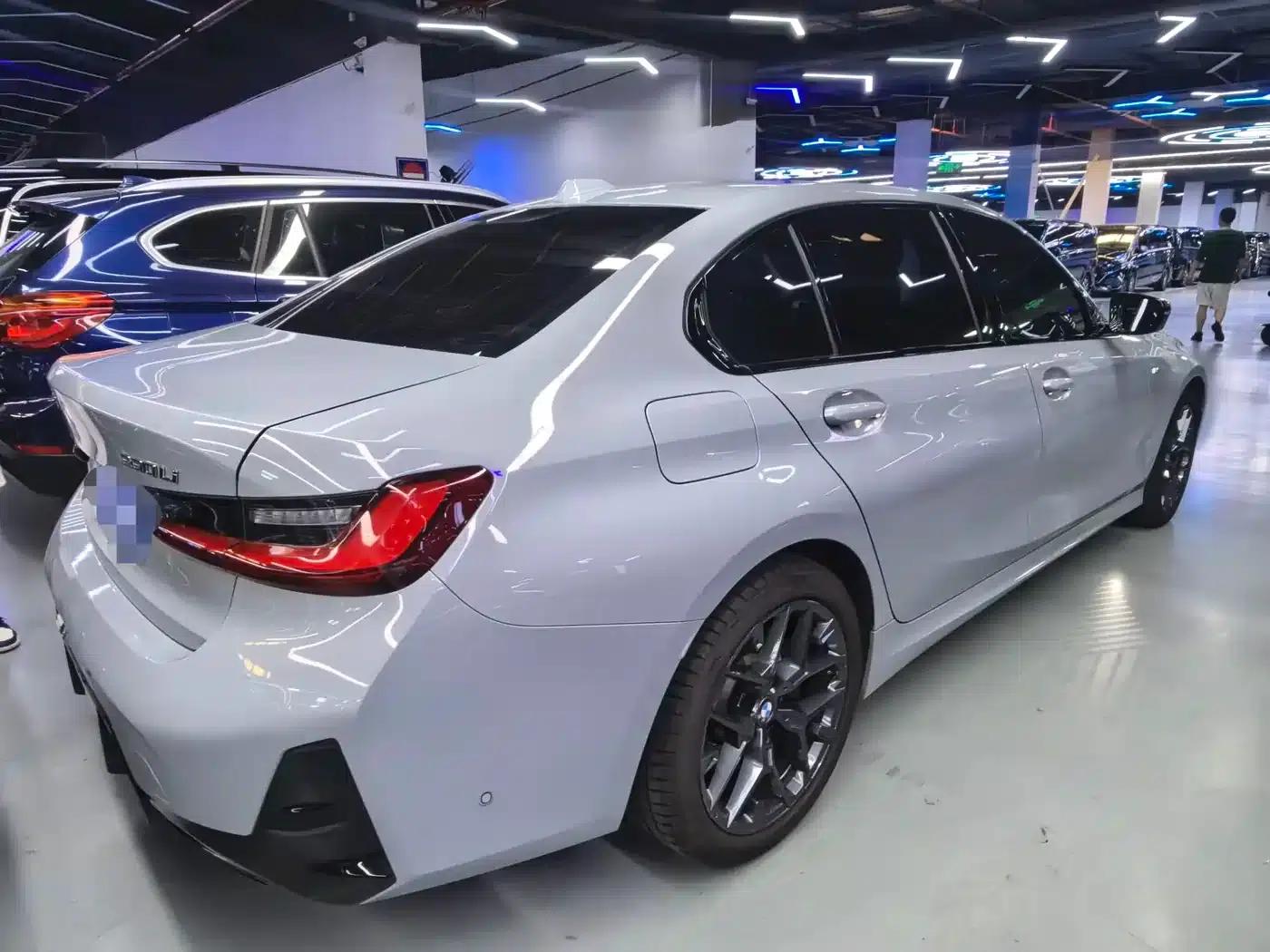 2025 BMW 3 Series 330Li M Sport Shadow Edition — миниатюра 16