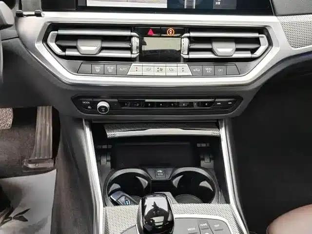 2022 BMW 3 Series 325Li M Sport Package — миниатюра 4