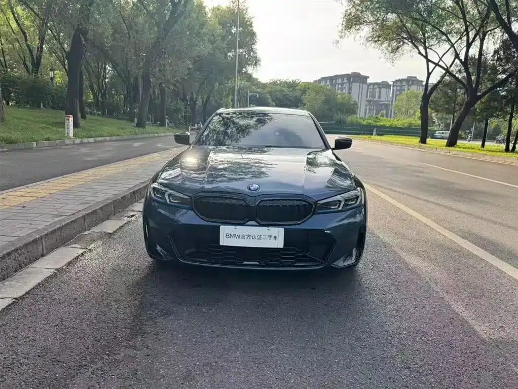 2025 BMW 3 Series 330Li Luxury M Sport Shadow Edition — миниатюра 2