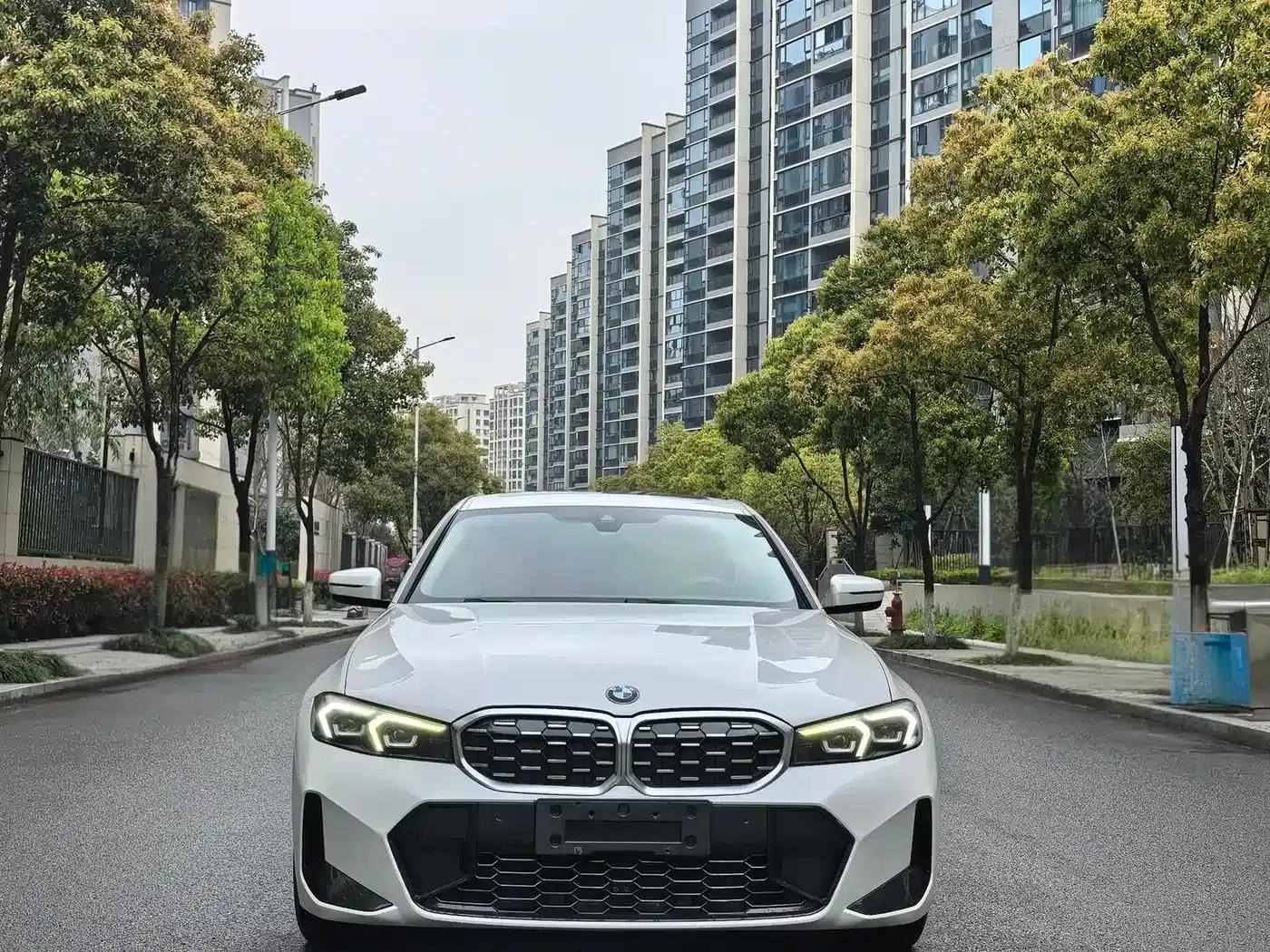 2023 BMW 3 Series 325Li M Sport Package — миниатюра 2