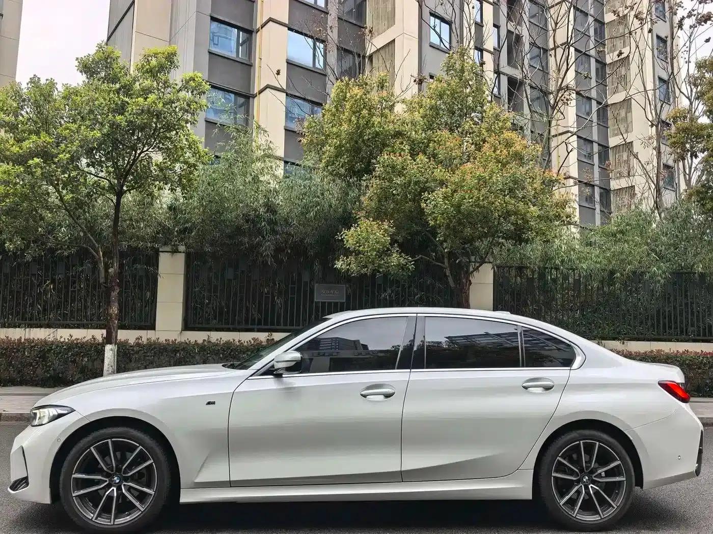 2023 BMW 3 Series 325Li M Sport Package — миниатюра 16