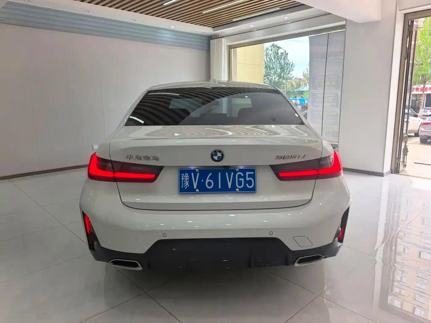 2023 BMW 3 Series 320Li M Sport Package — миниатюра 5
