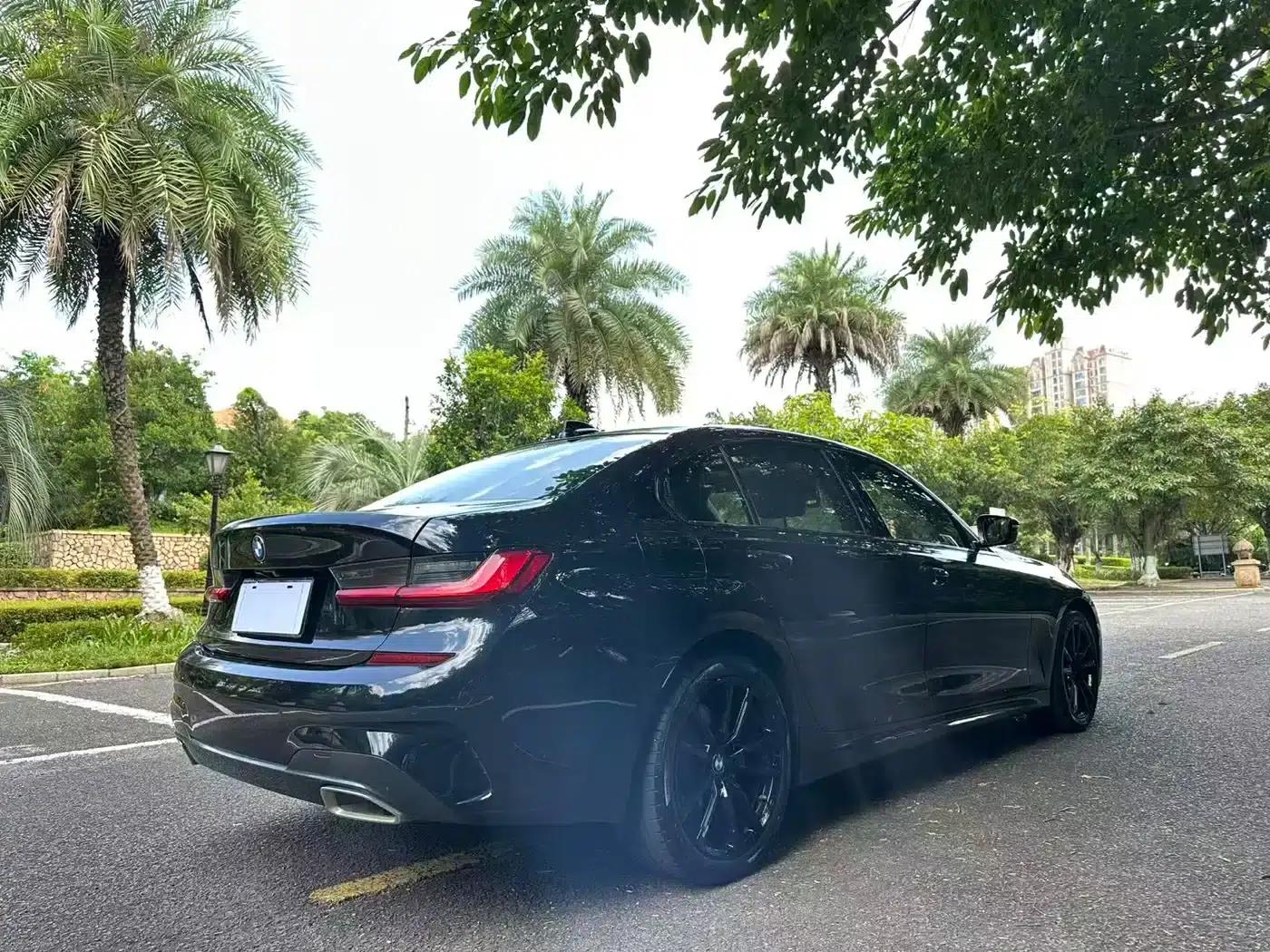 2021 BMW 3 Series 325Li M Sport Package — миниатюра 4