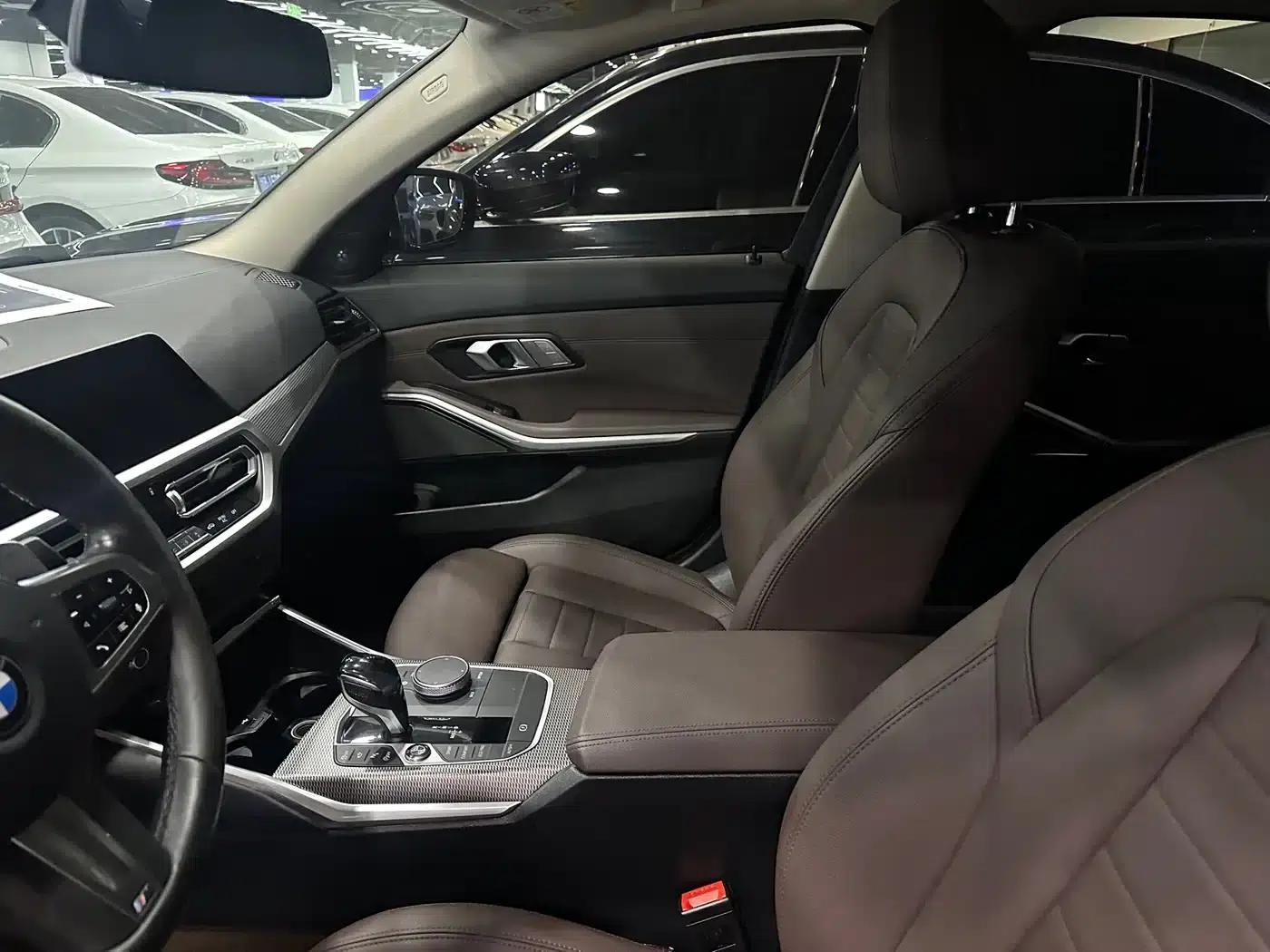 2020 BMW 3 Series 325Li M Sport Shadow Edition — миниатюра 6