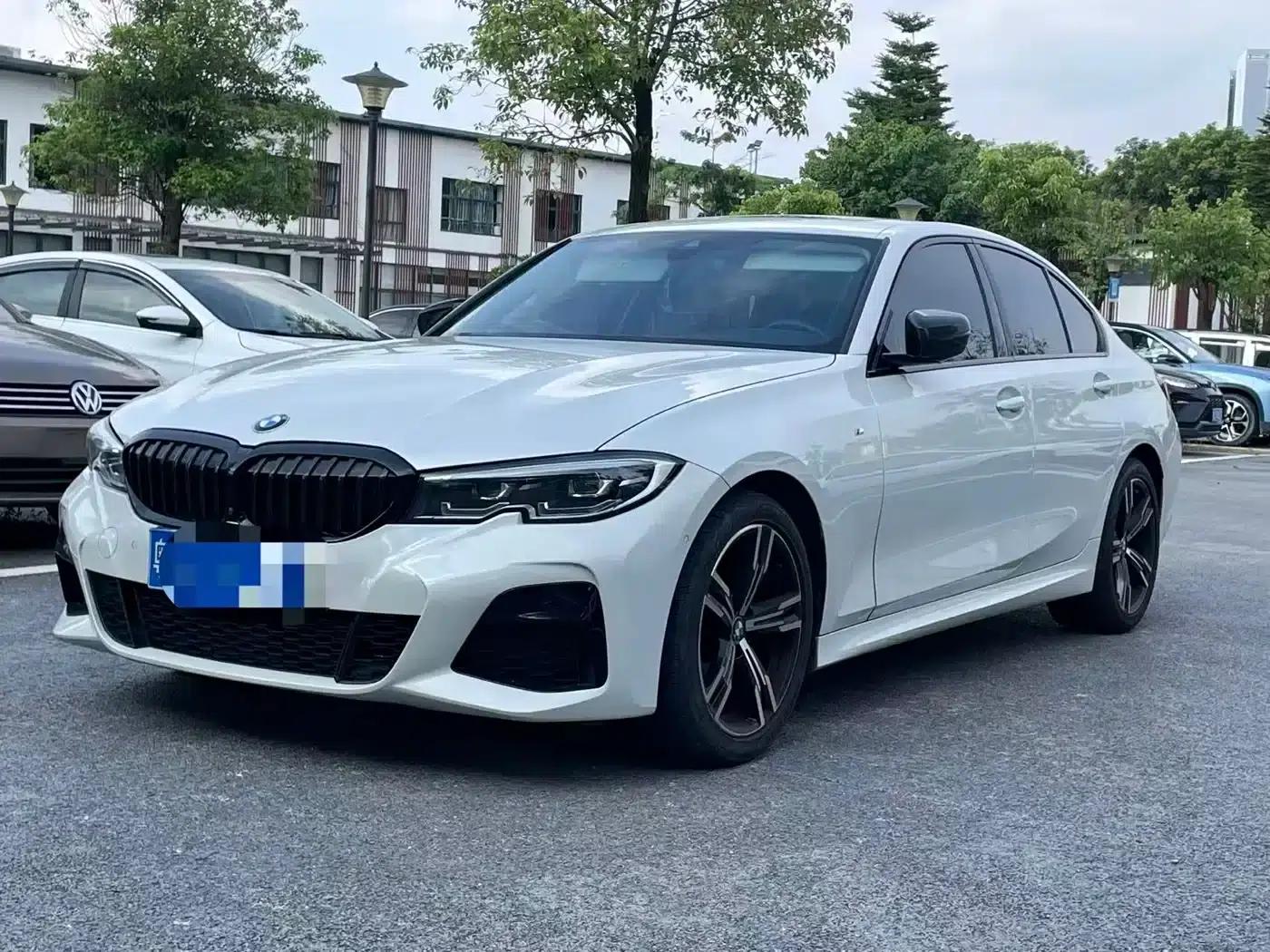 2021 BMW 3 Series 325i M Sport Shadow Edition — миниатюра 3