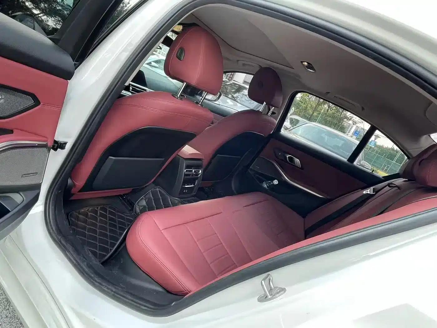 2021 BMW 3 Series 325i M Sport Shadow Edition — миниатюра 4