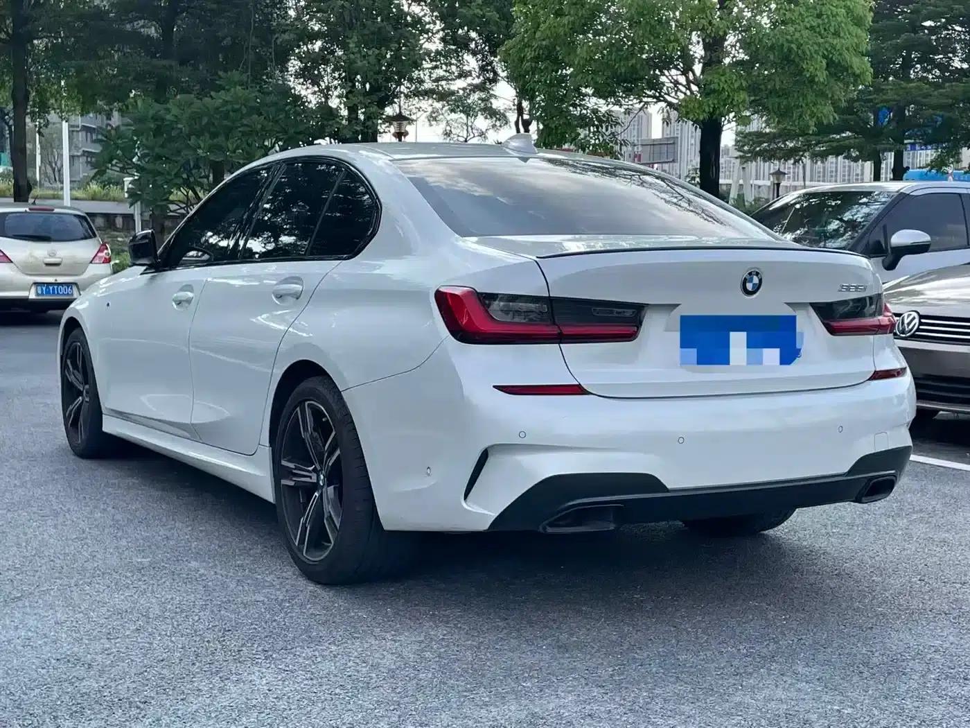 2021 BMW 3 Series 325i M Sport Shadow Edition — миниатюра 7