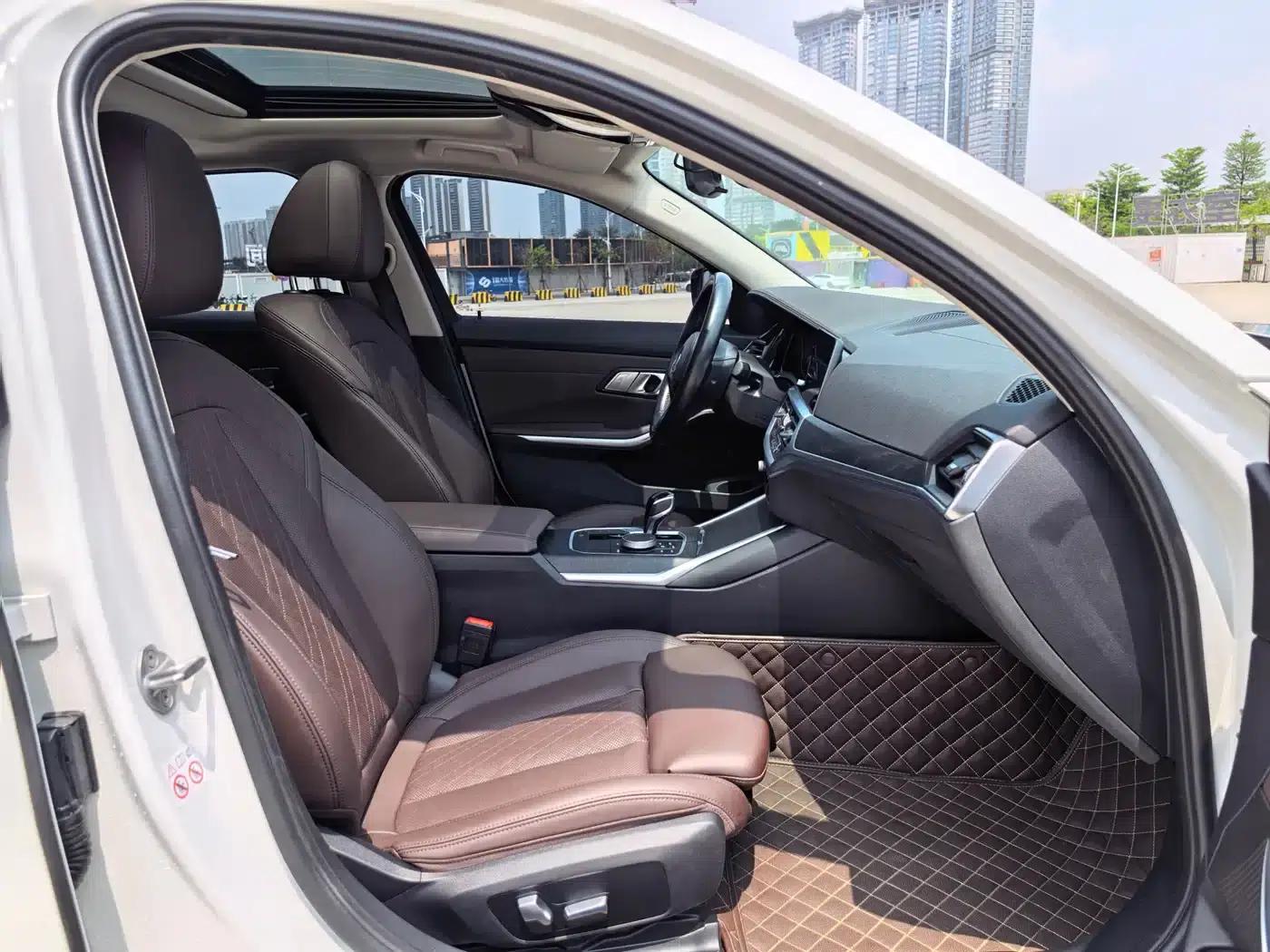 2022 BMW 3 Series 325i M Sport Package — миниатюра 8