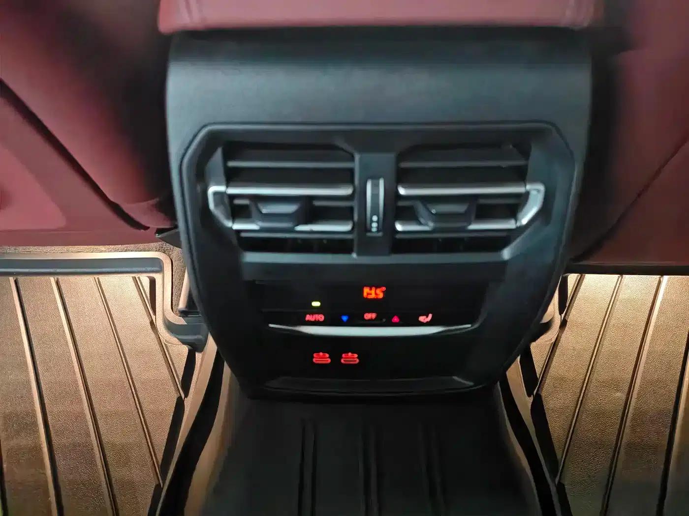 2024 BMW 3 Series 325Li M Sport Shadow Edition — миниатюра 12