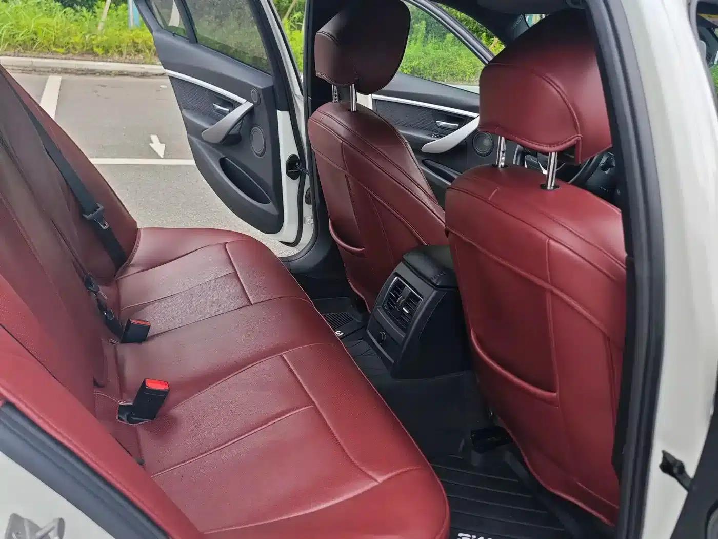 2018 BMW 3 Series 320i M Sport Shadow Edition — миниатюра 10