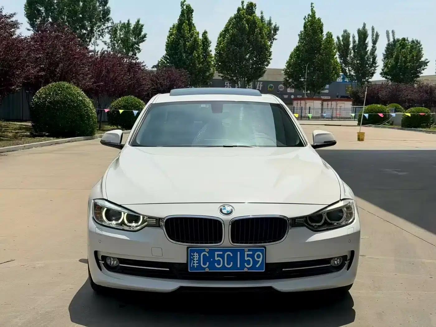 BMW 3 Series 2015 320Li Super Enjoyment Edition Fashion Model — миниатюра 2