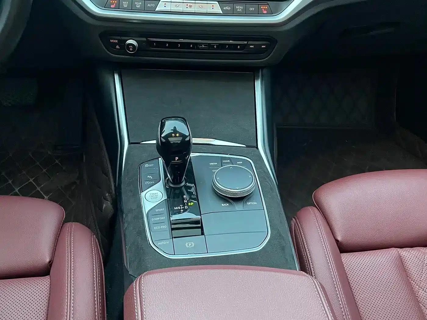 2022 BMW 3 Series 320Li M Sport Package — миниатюра 15