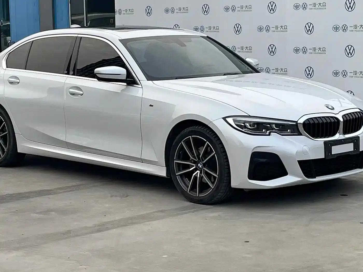 2022 BMW 3 Series 320Li M Sport Package — миниатюра 3