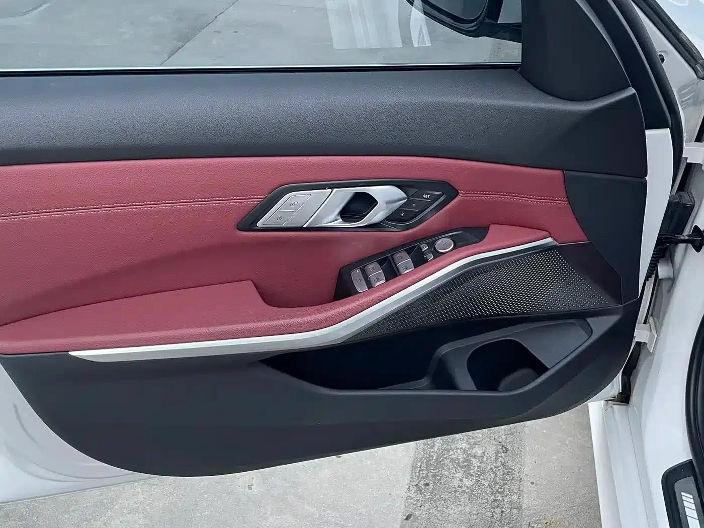 2022 BMW 3 Series 320Li M Sport Package — миниатюра 7
