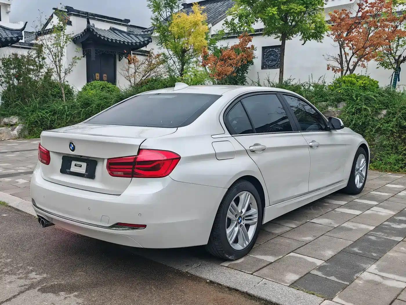 2017 BMW 3 Series 320Li Fashion Edition — миниатюра 6