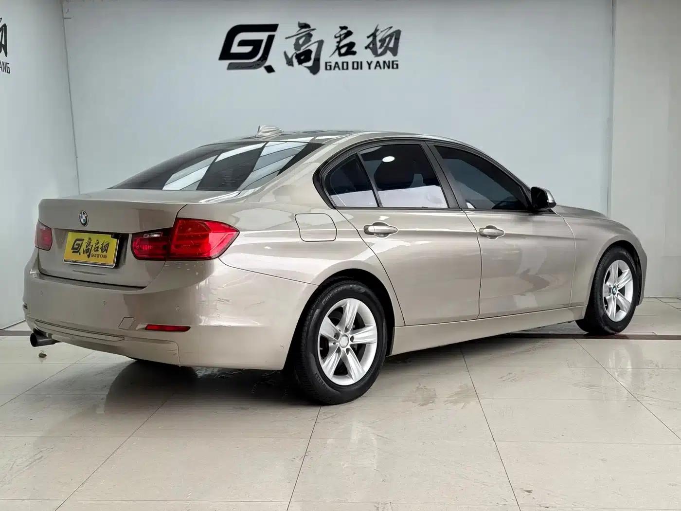 BMW 3 Series 2015 320i Fashion Edition — миниатюра 24