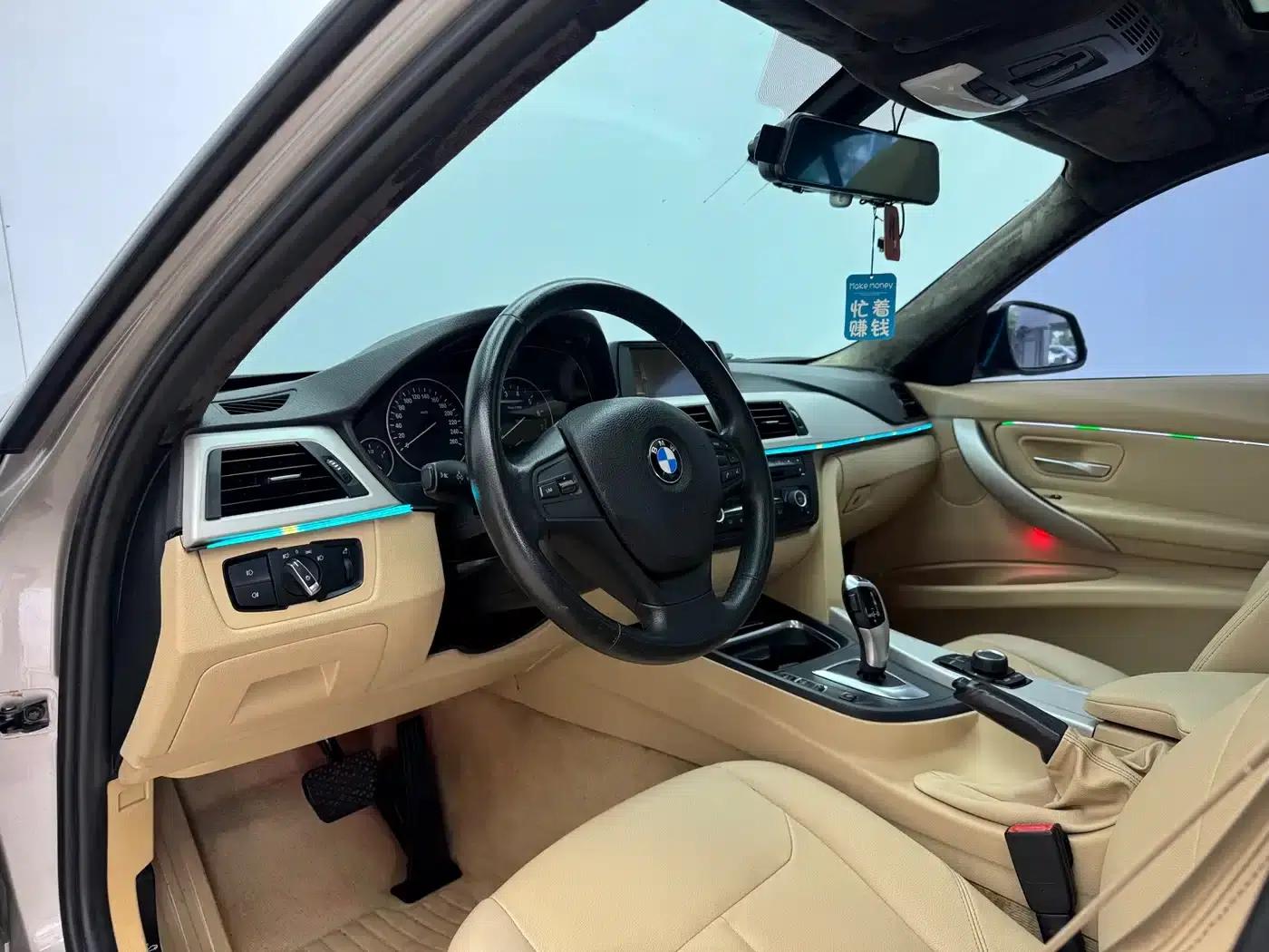 BMW 3 Series 2015 320i Fashion Edition — миниатюра 6