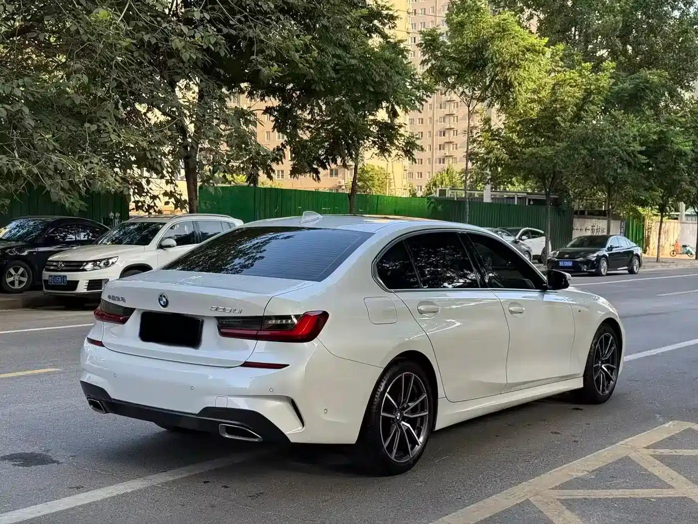 2022 BMW 3 Series 325Li M Sport Package — миниатюра 4