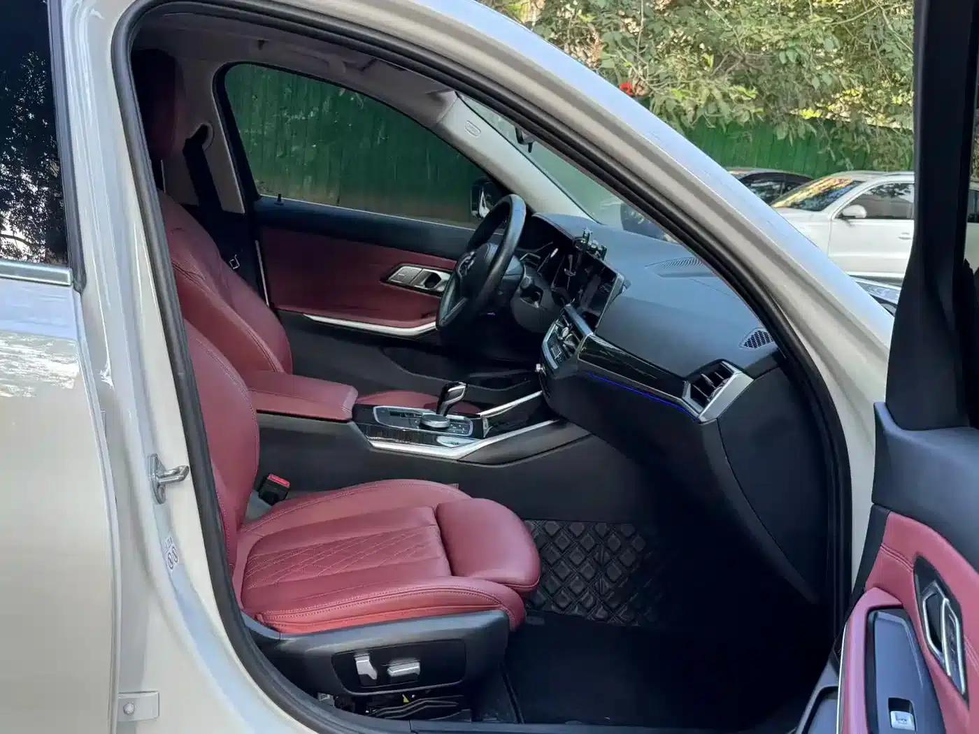 2022 BMW 3 Series 325Li M Sport Package — миниатюра 10