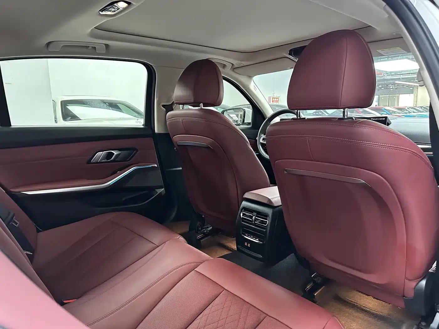 2023 BMW 3 Series 325Li M Sport Package — миниатюра 14