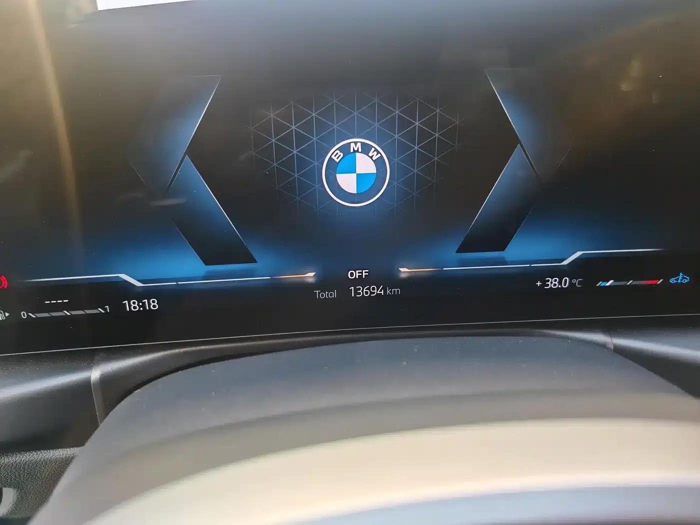2025 BMW 3 Series 325Li M Sport Package — миниатюра 7