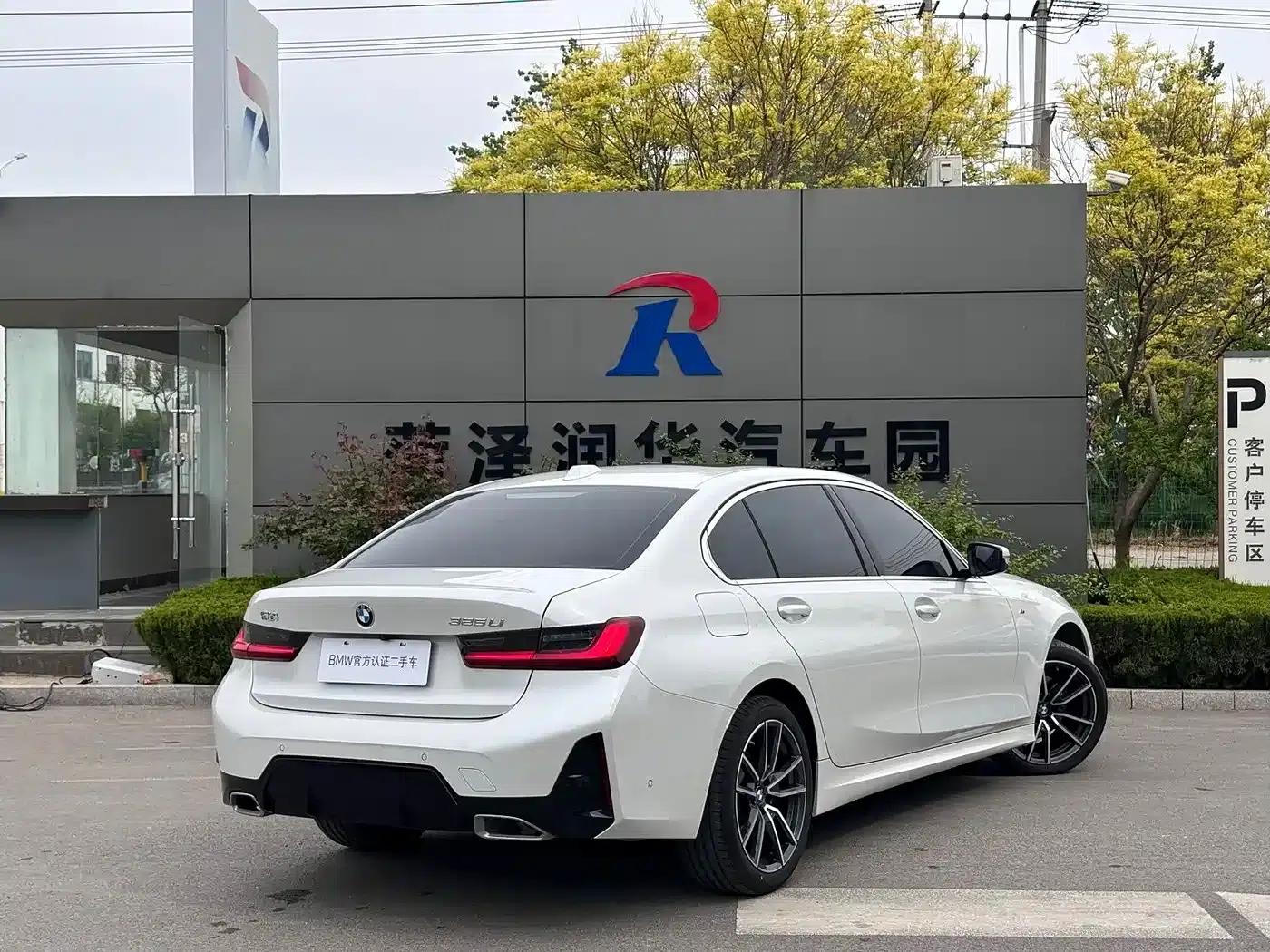 2025 BMW 3 Series 325Li M Sport Package — миниатюра 8