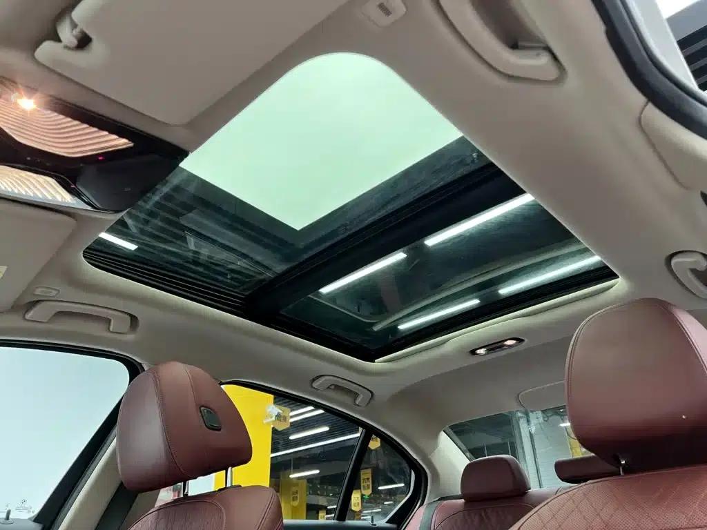 2023 BMW 3 Series 325Li M Sport Package — миниатюра 17