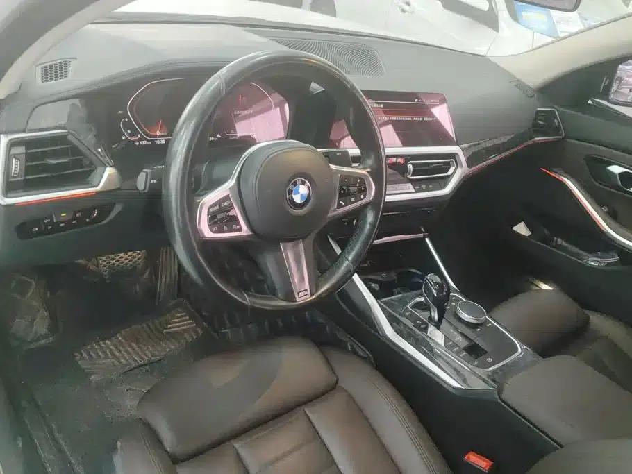 2020 BMW 3 Series 325Li M Sport Package — миниатюра 12