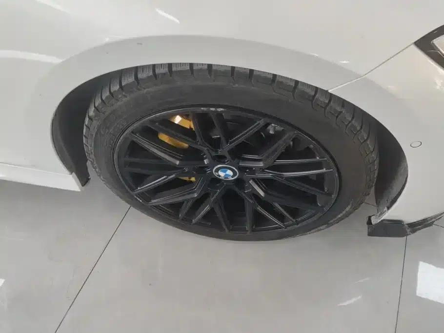 2020 BMW 3 Series 325Li M Sport Package — миниатюра 6