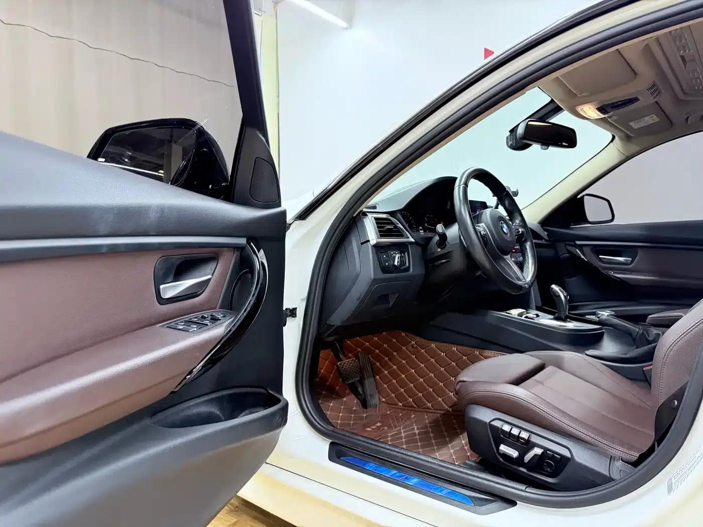2018 BMW 3 Series 320Li Leading M Sport Package — миниатюра 21