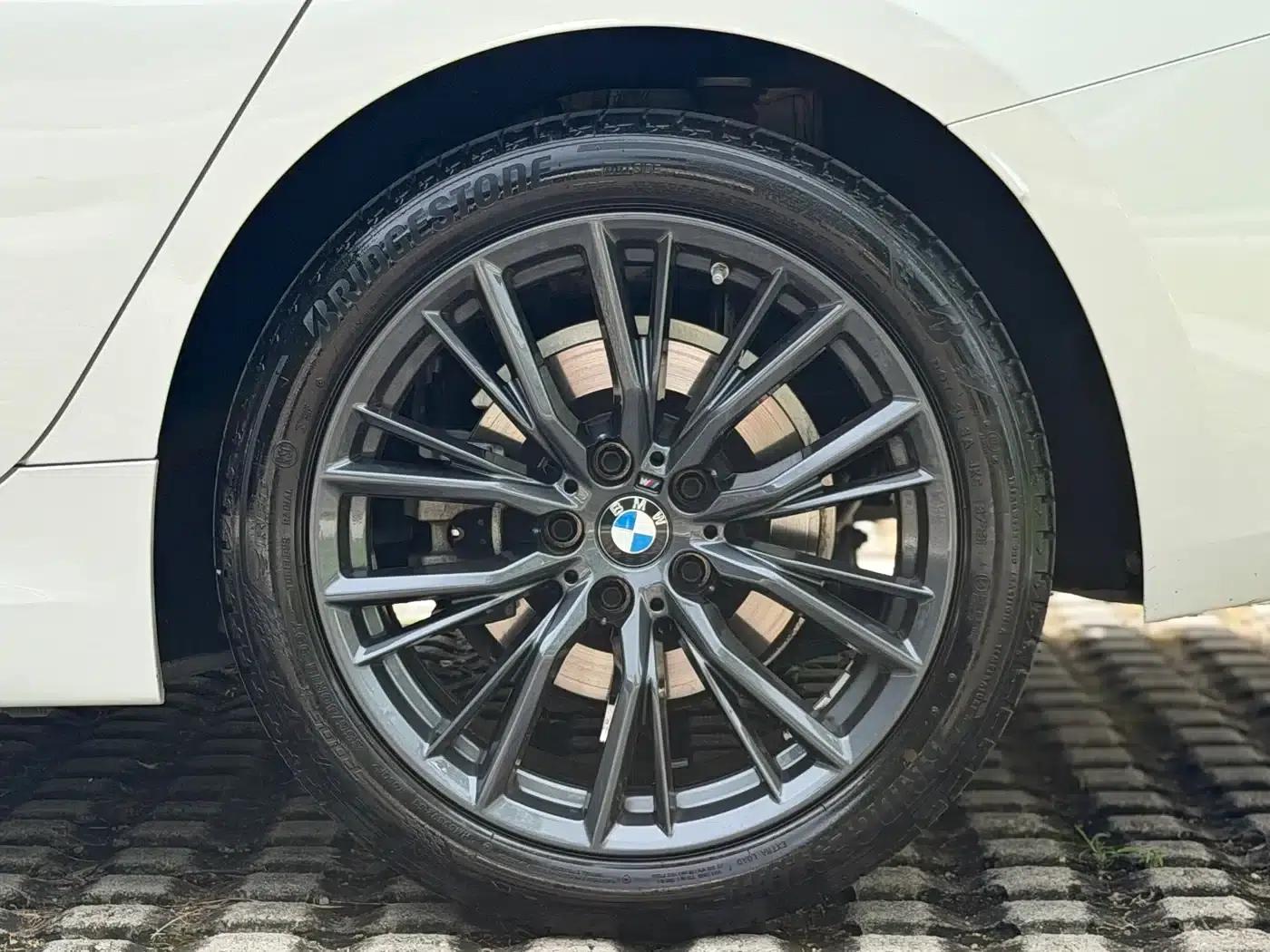2023 BMW 3 Series 325Li M Sport Shadow Edition — миниатюра 29