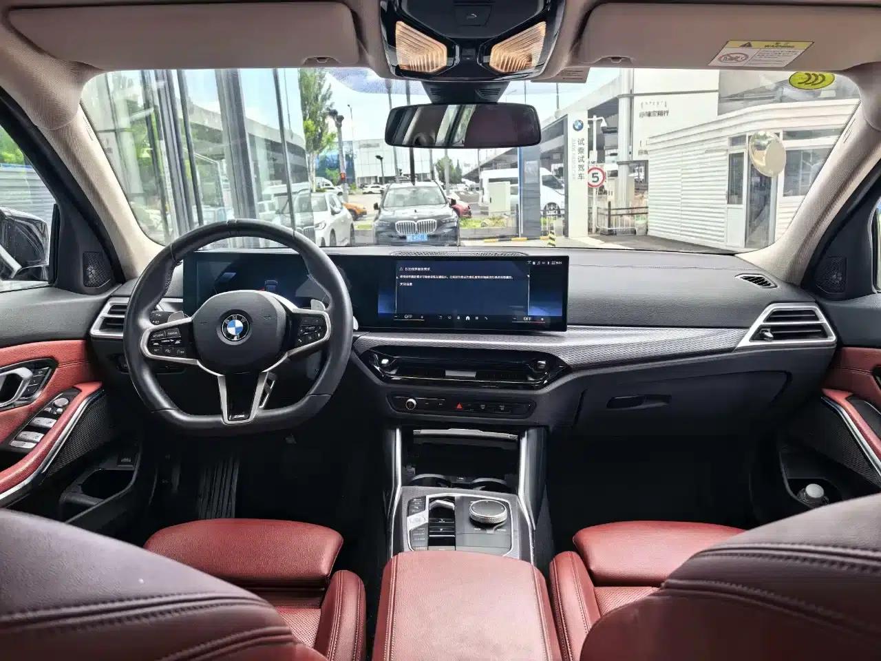 2025 BMW 3 Series 330i M Sport Shadow Edition — миниатюра 8